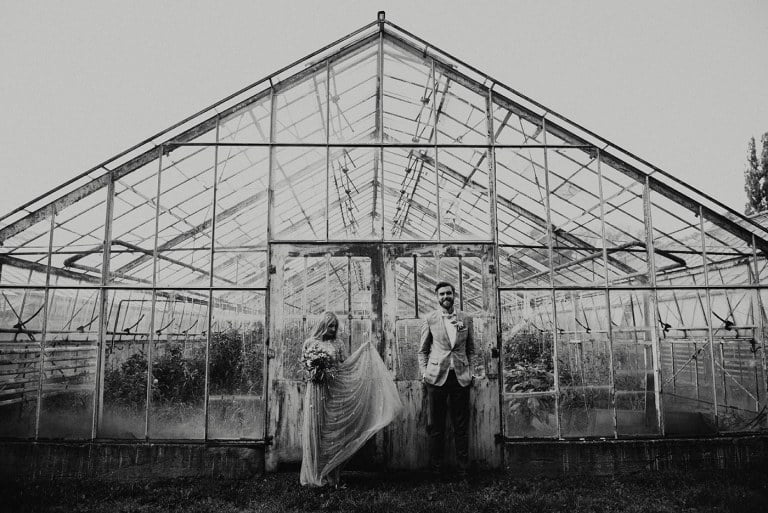 Rustykalna sesja zdjeciowa w szklarni