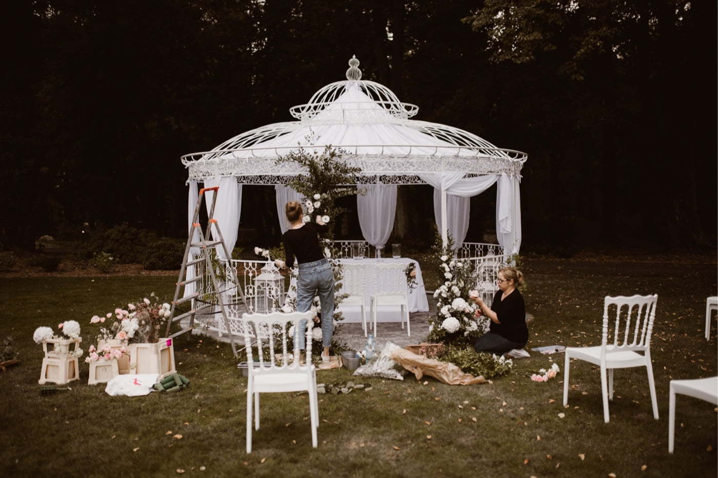 ewelina zieba plenerowy slub palac rozalin 03