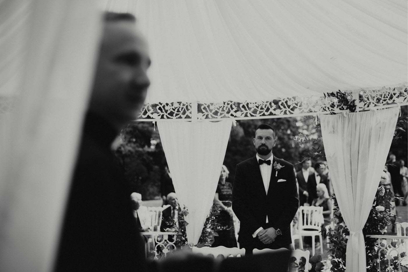 ewelina zieba plenerowy slub palac rozalin 30