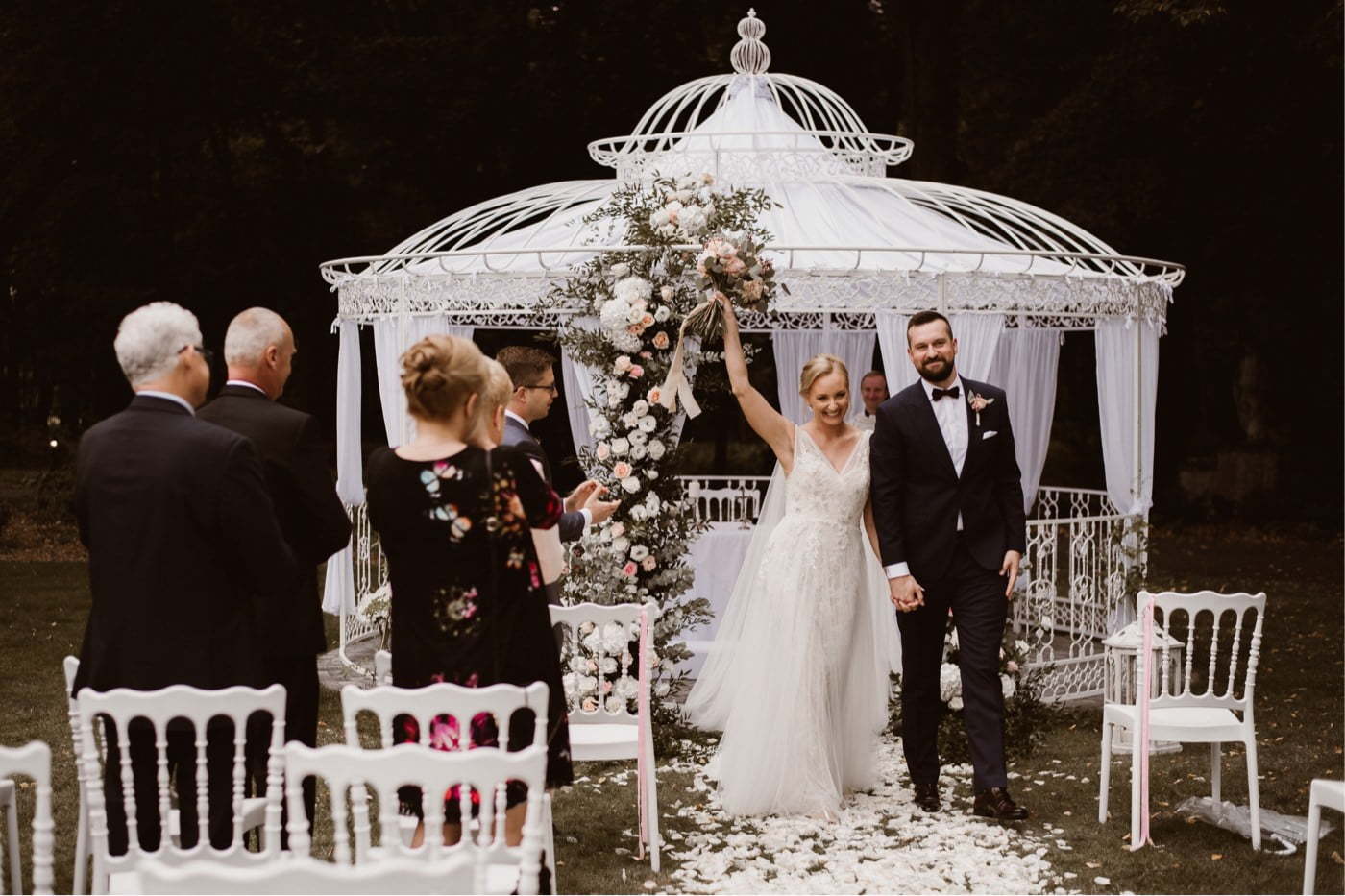 ewelina zieba plenerowy slub palac rozalin 44