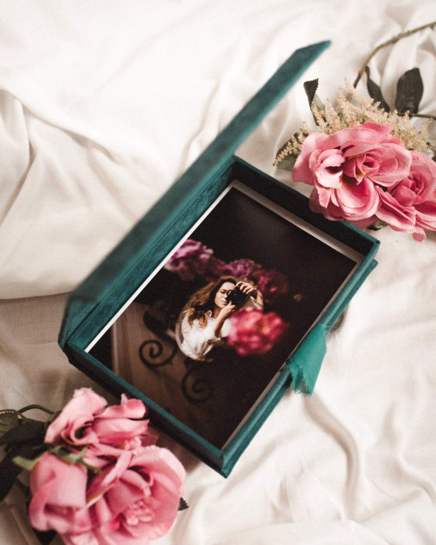 Pudełko na zdjęcia - Turkusowe ze złotą grafiką