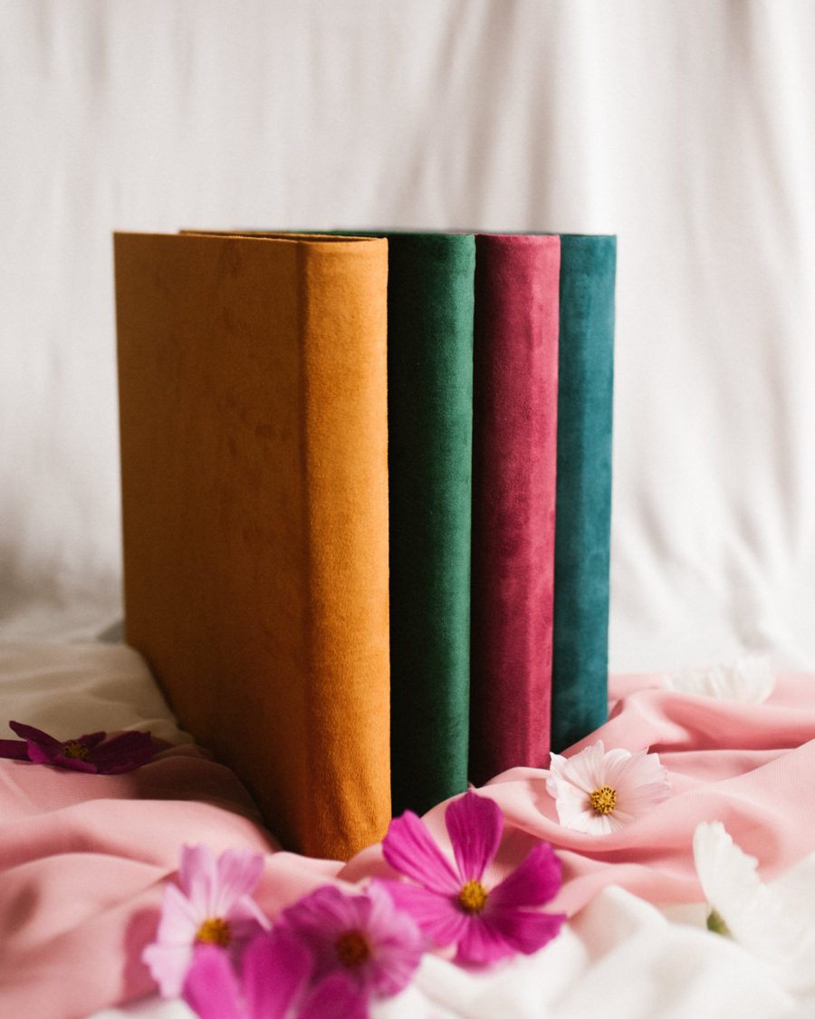 Tradycyjny album na zdjęcia - Turkusowy ze złotą grafiką