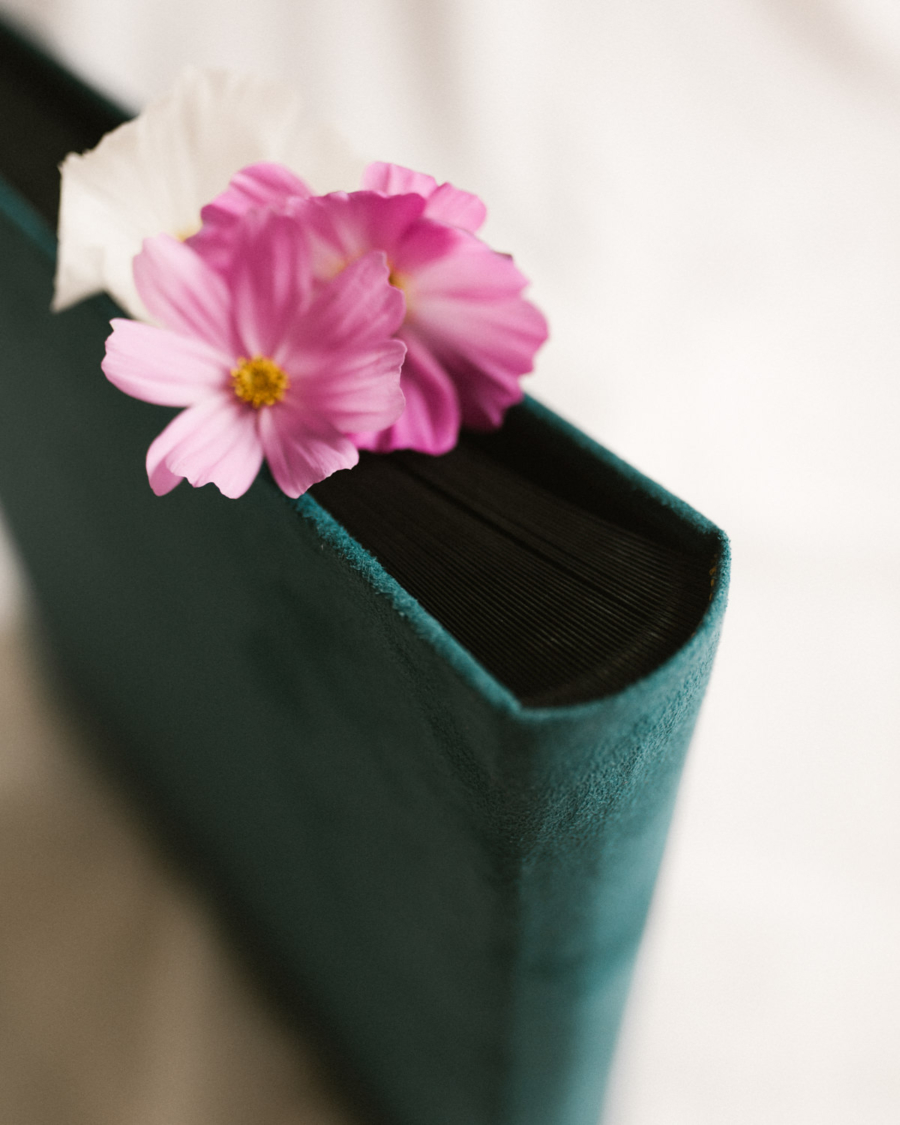 Tradycyjny album na zdjęcia - Turkusowy ze złotą grafiką