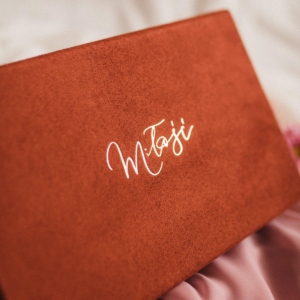 ewelina-zieba-pudelko-na-zdjecia-ceglane-ze-zlotym-napisem-milosc-02 Pudełko na zdjęcia - Ceglane ze złotym napisem miłość