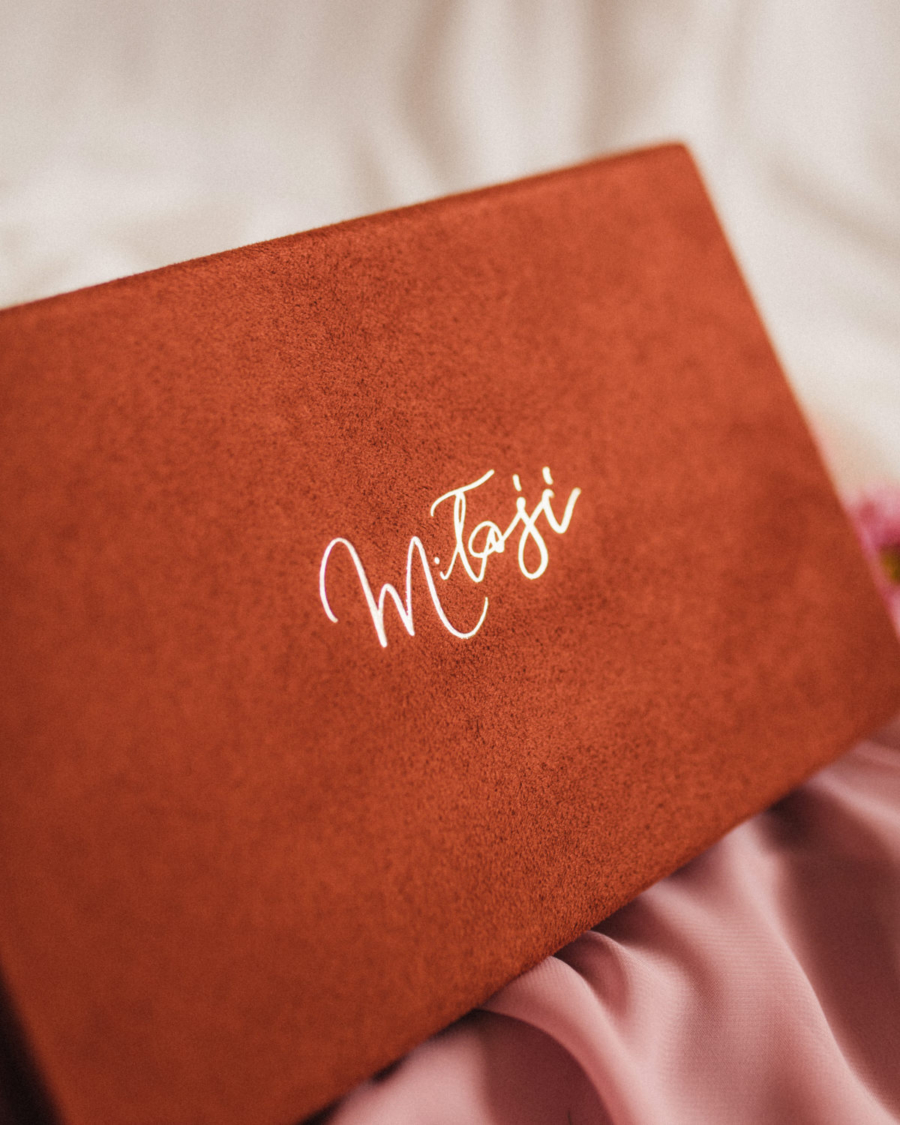 ewelina-zieba-pudelko-na-zdjecia-ceglane-ze-zlotym-napisem-milosc-02 Pudełko na zdjęcia - Ceglane ze złotym napisem miłość