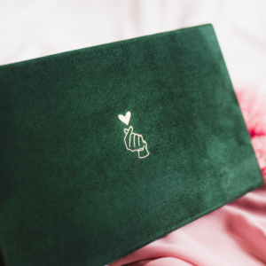 Pudełko na zdjęcia - Butelkowa zieleń ze złotą grafiką