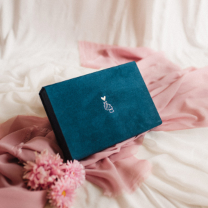 Pudełko na zdjęcia - Granatowe ze złotą grafiką