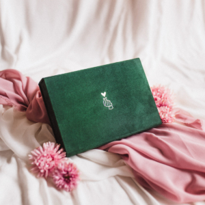 Pudełko na zdjęcia - Butelkowa zieleń ze złotą grafiką