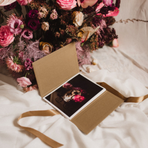 Teczka na zdjęcia w kolorze beżowym