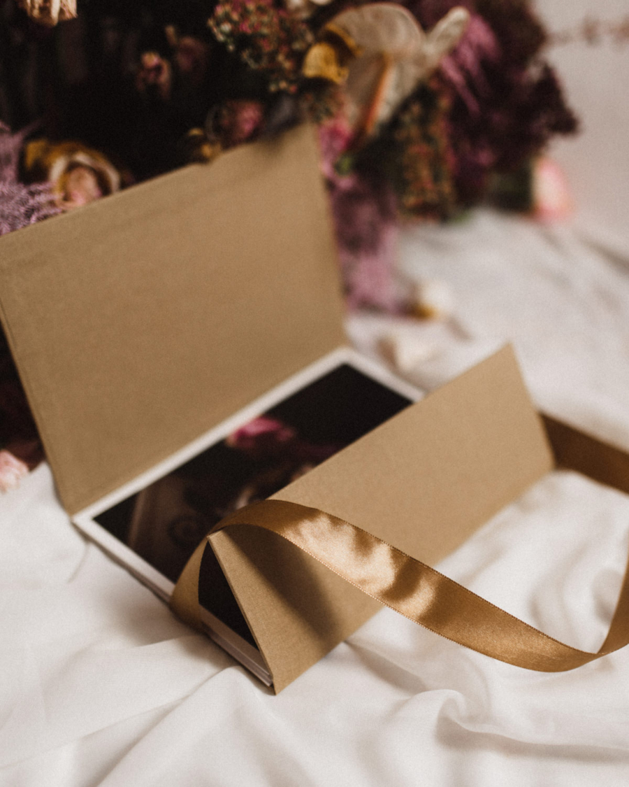 Teczka na zdjęcia w kolorze beżowym