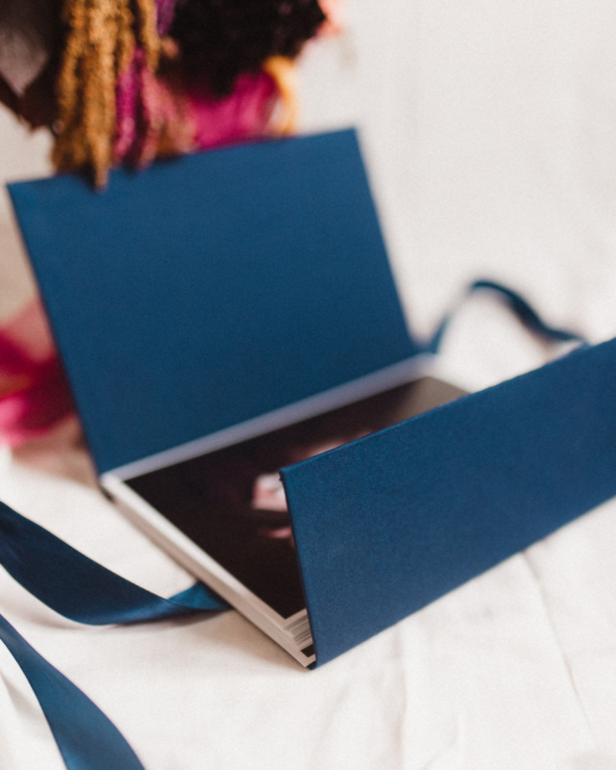 Teczka na zdjęcia w kolorze granatowym