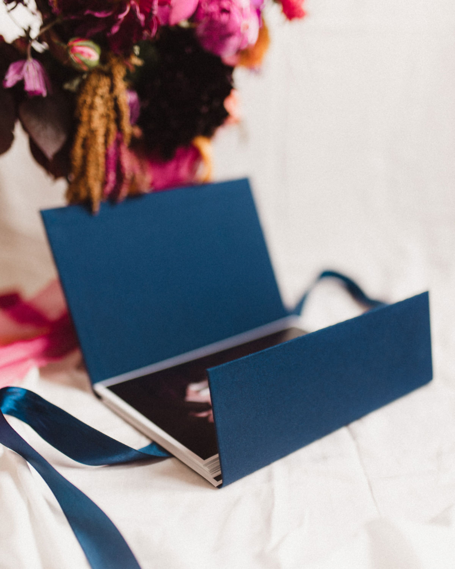 Teczka na zdjęcia w kolorze granatowym
