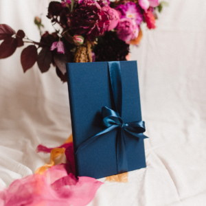 Teczka na zdjęcia w kolorze granatowym