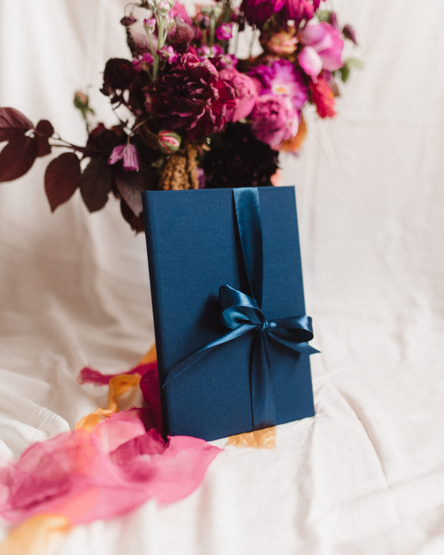 Teczka na zdjęcia w kolorze granatowym