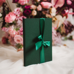 Teczka na zdjęcia w kolorze butelkowej zieleni