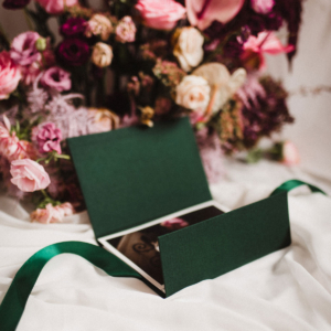 Teczka na zdjęcia w kolorze butelkowej zieleni