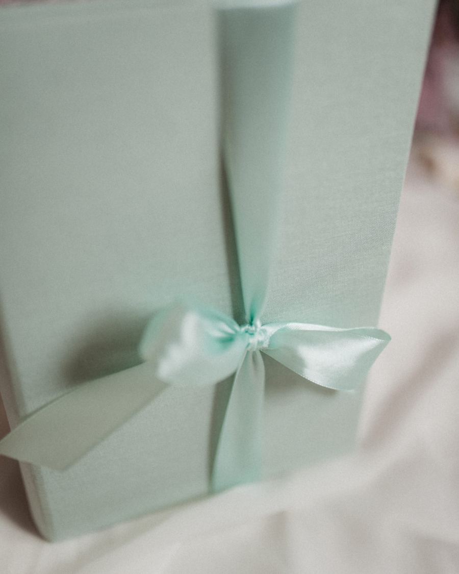 ewelina-zieba-teczka-na-zdjecia-w-kolorze-mietowym-02 Teczka na zdjęcia w kolorze miętowym