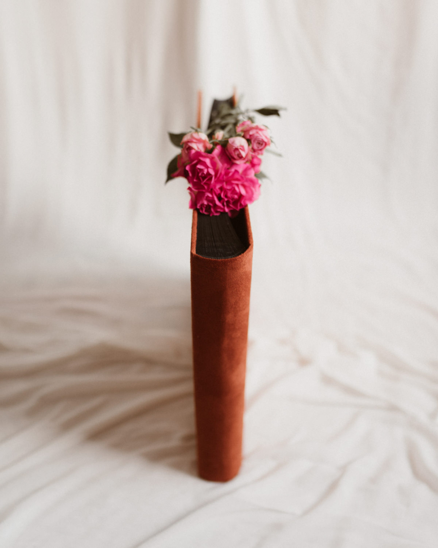 Tradycyjny album na zdjęcia - Ceglany ze złotą grafiką